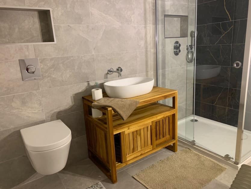 Norfolk & Suffolk Professional Tile Installations — Photos 4